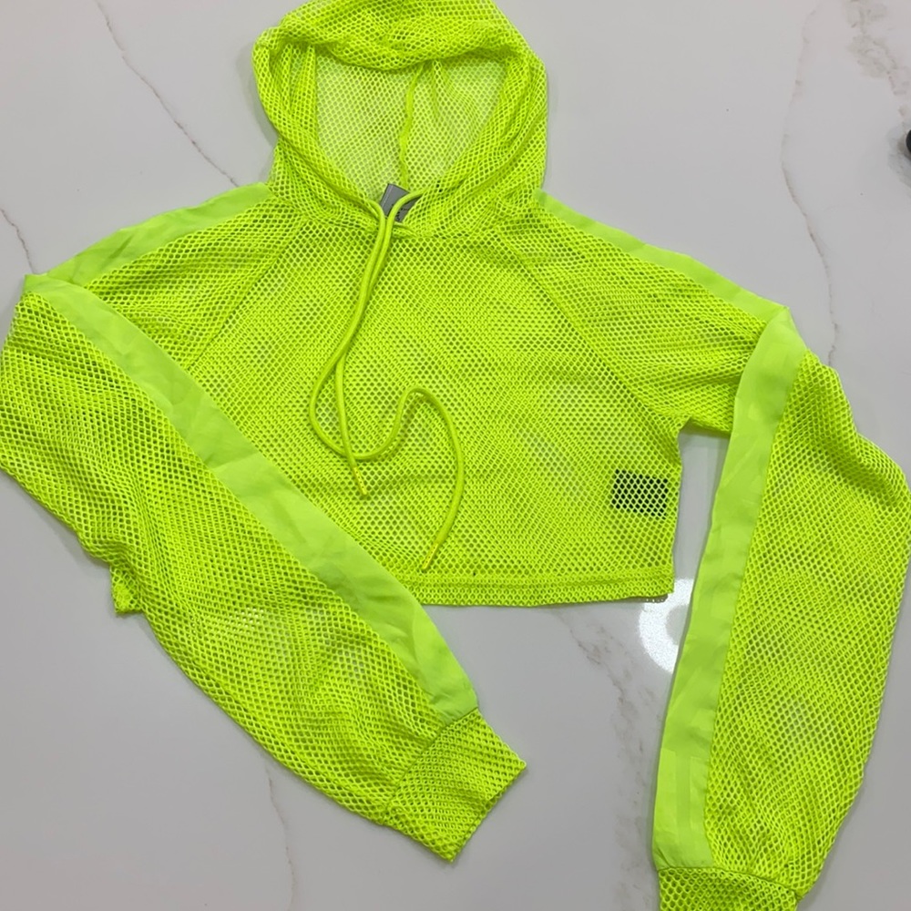 LF track suit
